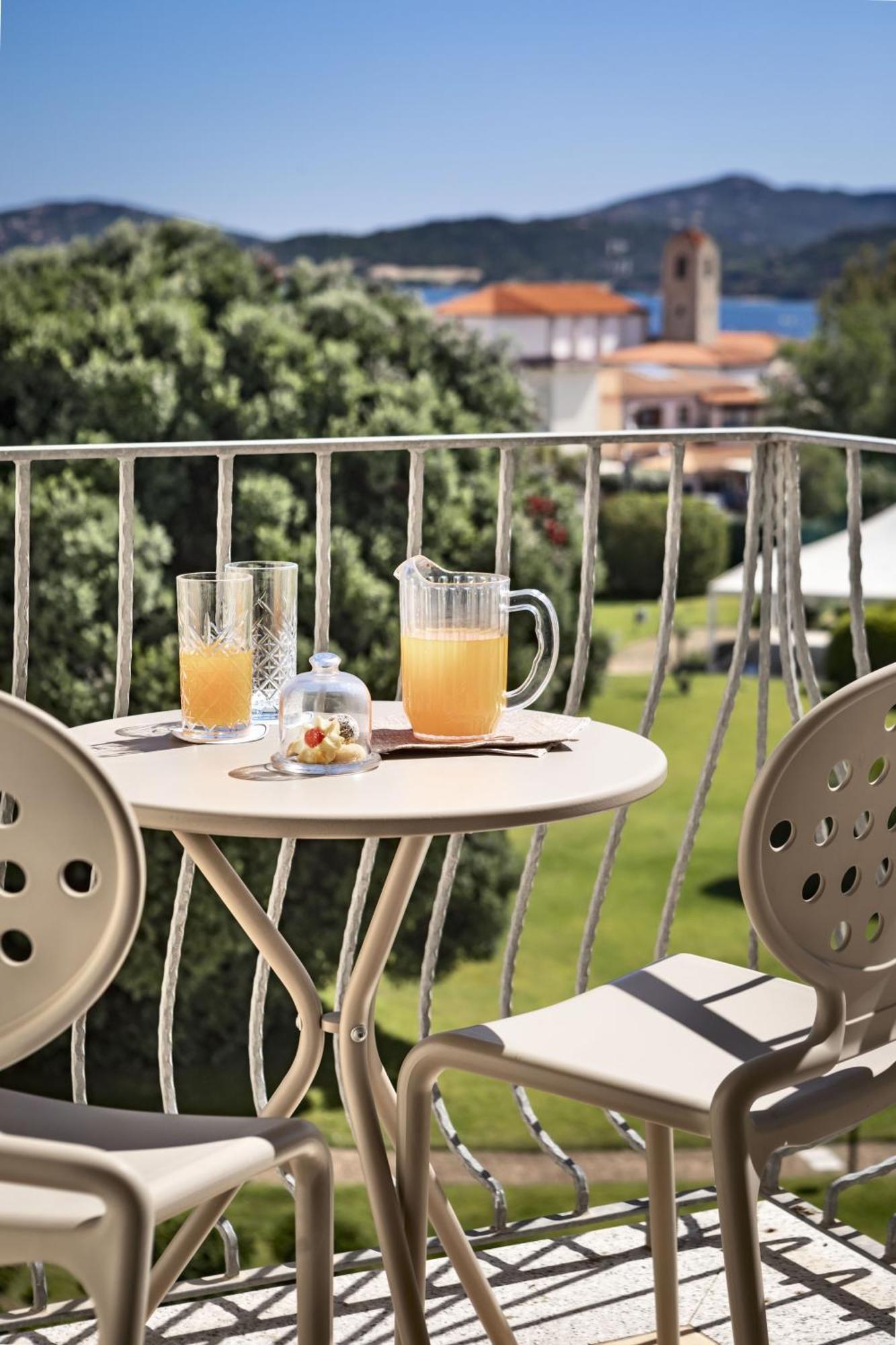 Blu Hotel Morisco Cannigione Eksteriør billede
